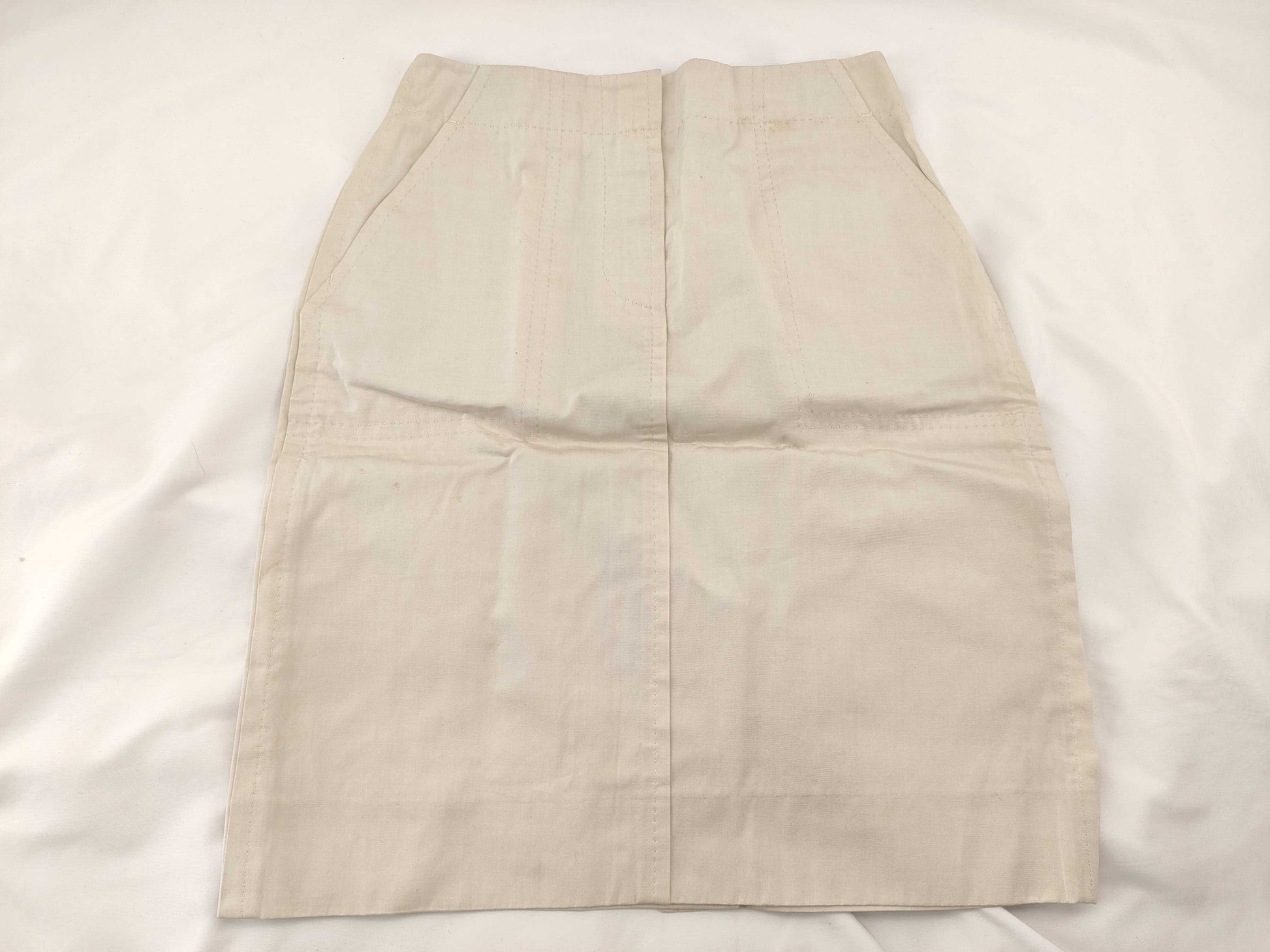 LOUIS VUITTON LOUIS VUITTON Louis Vuitton Stitch Pocket Skirt Size 36 Skirt