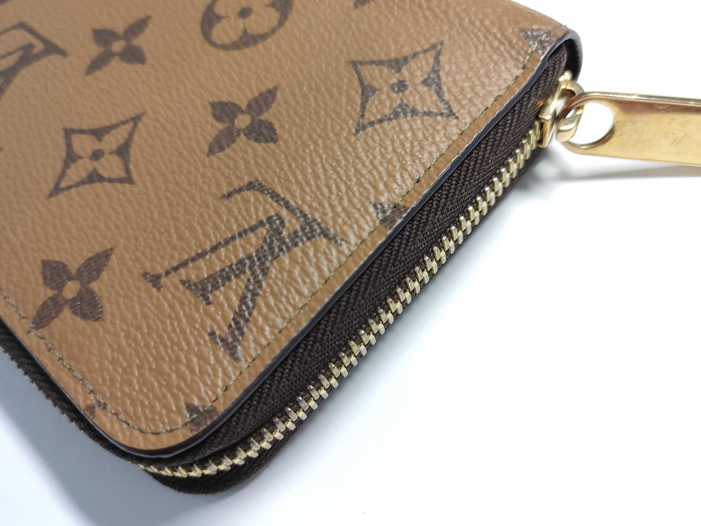 LOUIS VUITTON M82444 Louis Vuitton Monogram Reverse Zippy Wallet with IC Tag and G Hardware