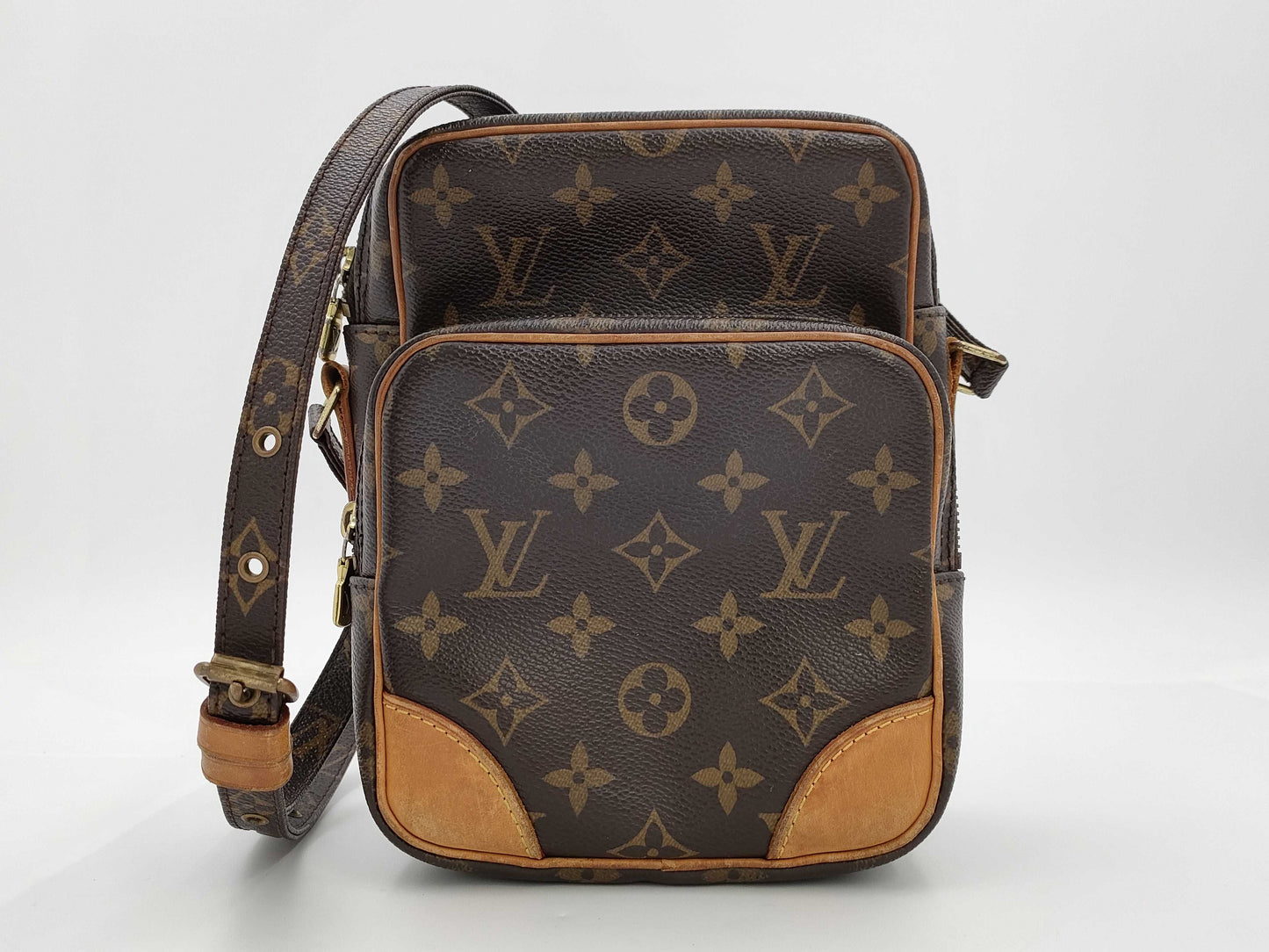 LOUIS VUITTON M45236 Monogram Amazon Shoulder Bag