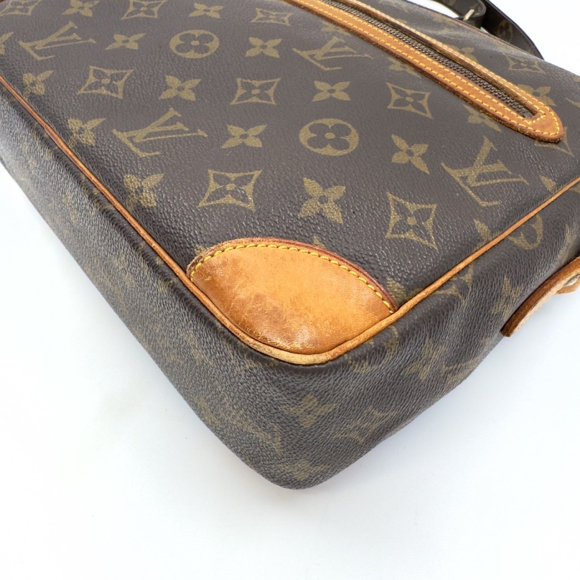 LOUIS VUITTON Monogram Potomac Shoulder Bag
