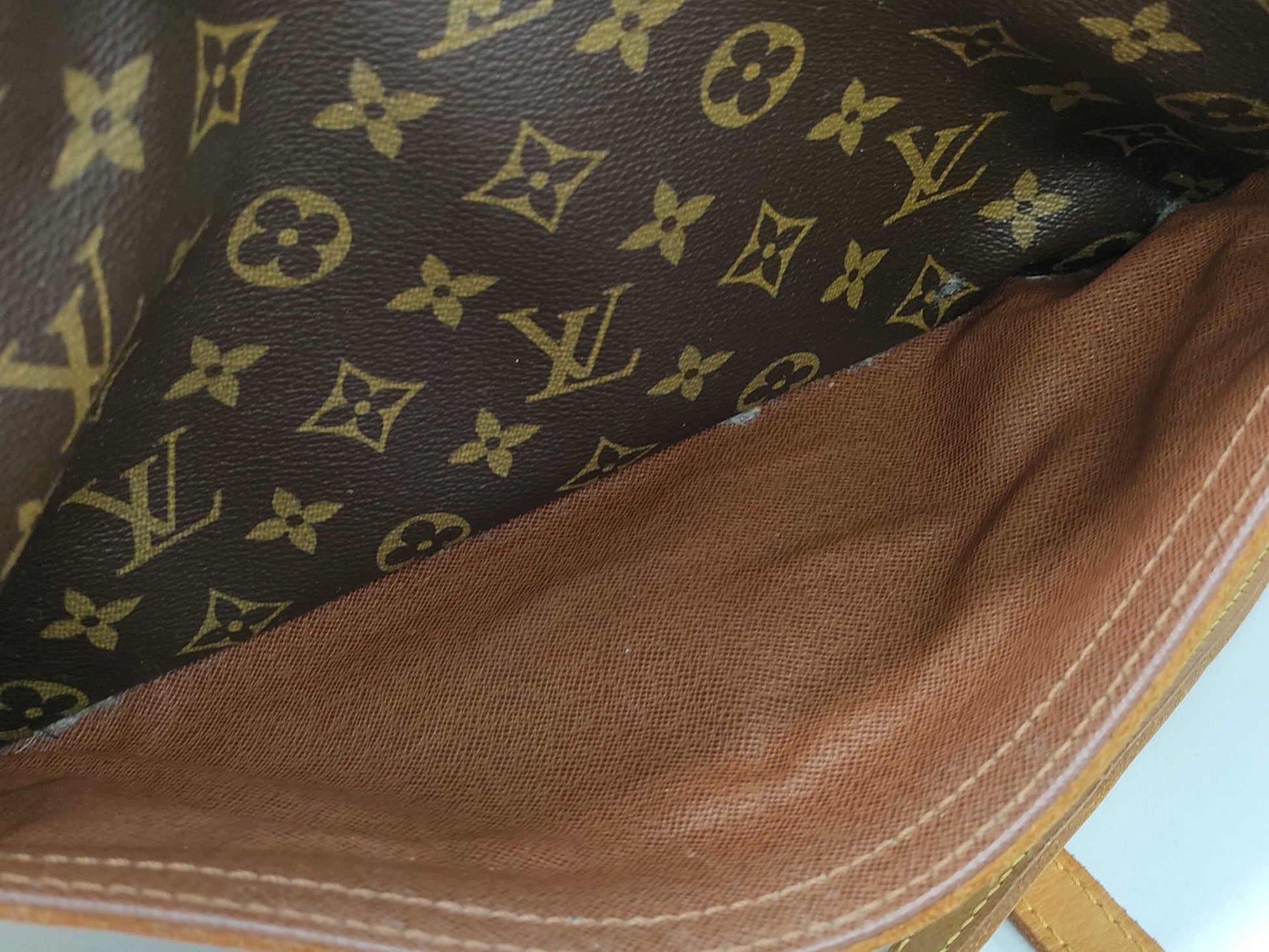 LOUIS VUITTON Monogram Trocadero 30 Shoulder Bag