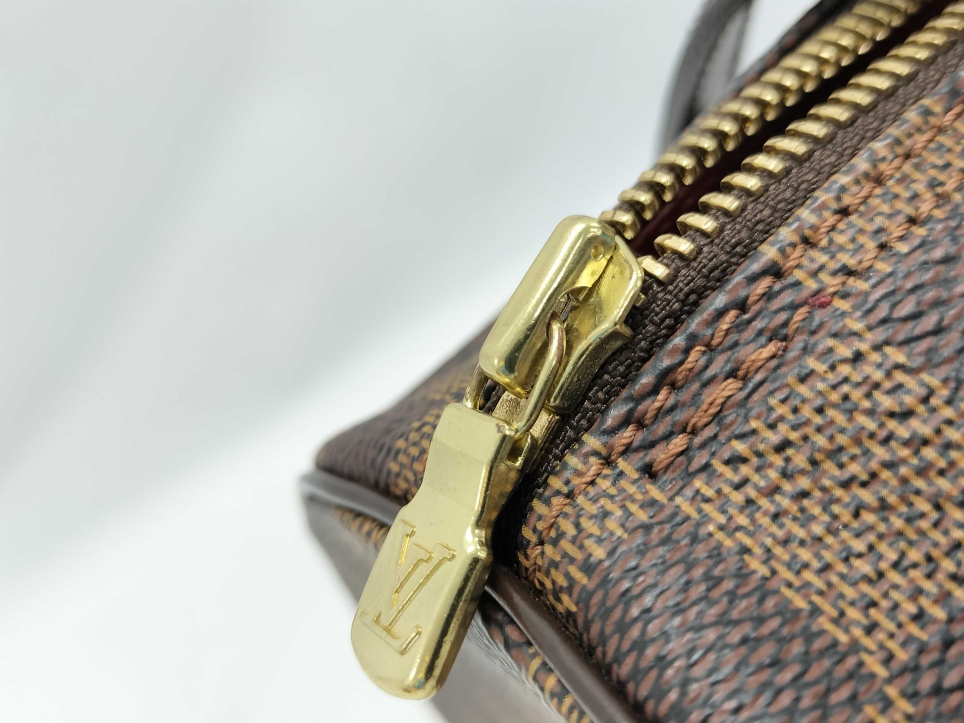 LOUIS VUITTON Damier Papillon 30 Handbag