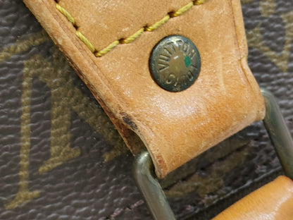 LOUIS VUITTON Monogram Speedy 40 Handbag
