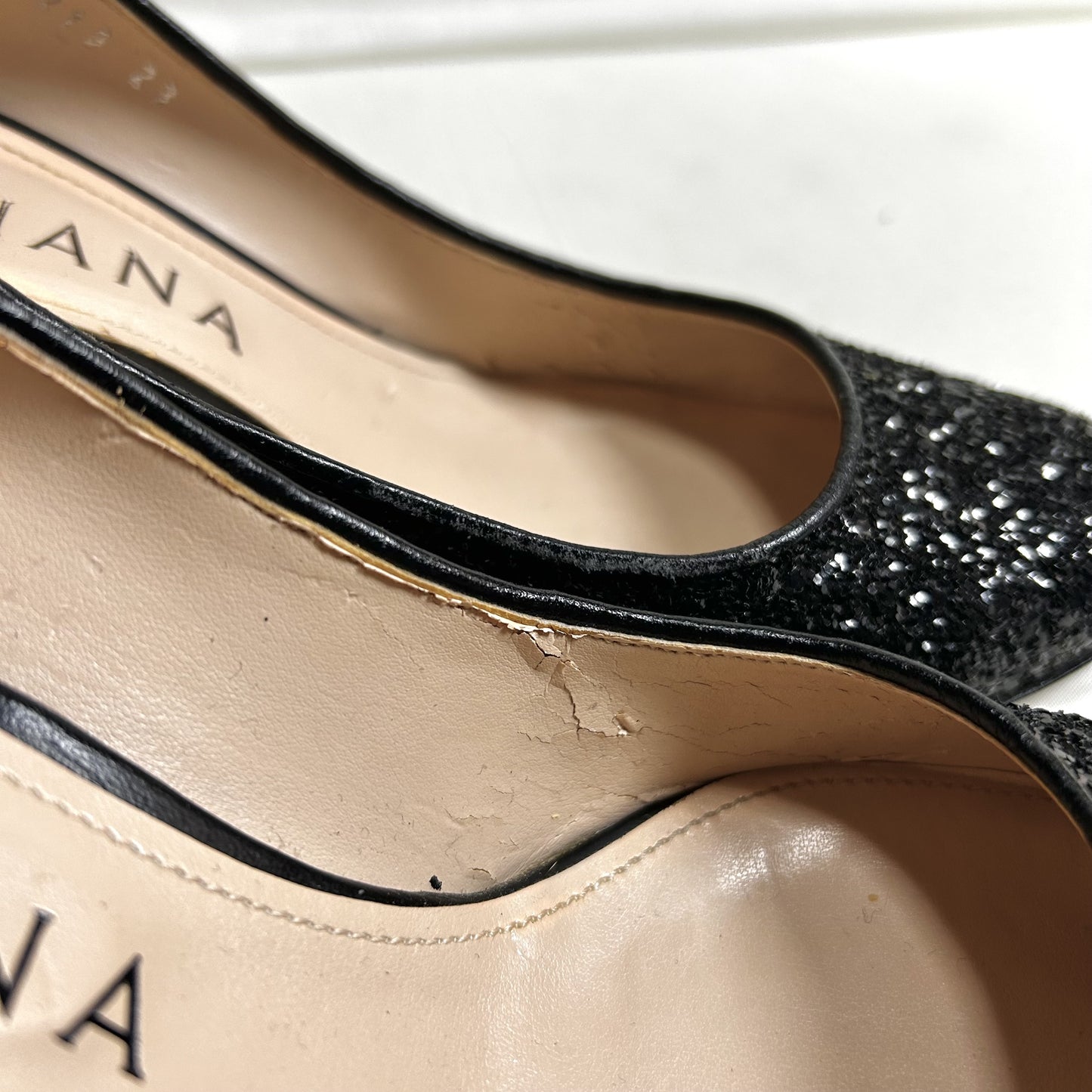 DIANA 2-Pair Pumps, Sizes 23 and 23.5