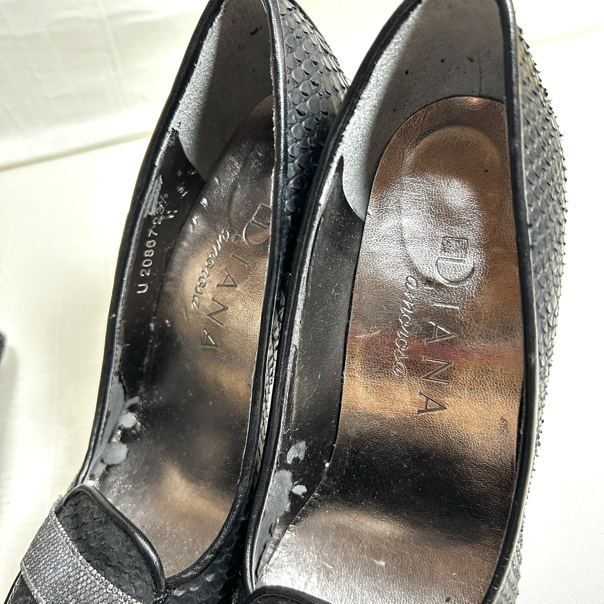 DIANA 2-Pair Pumps, Sizes 23 and 23.5