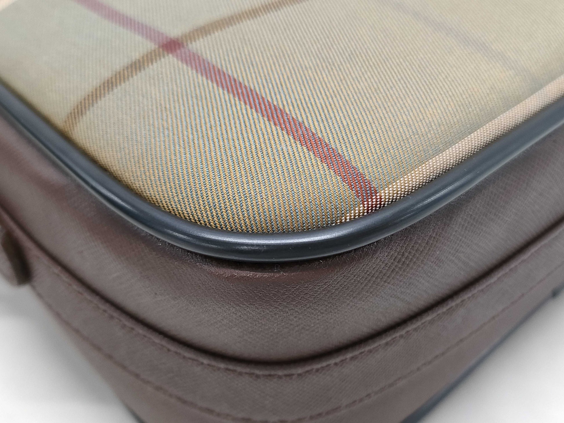 Burberry Nova Check Shoulder Bag