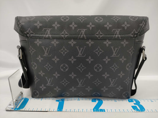 LOUIS VUITTON Monogram Eclipse Messenger Voyage Shoulder Bag M40511IC