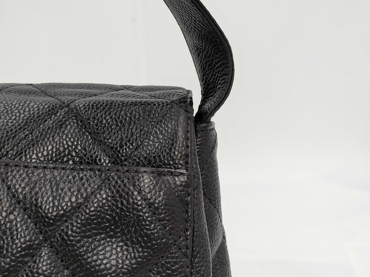 CHANEL Matelasse Shoulder Bag