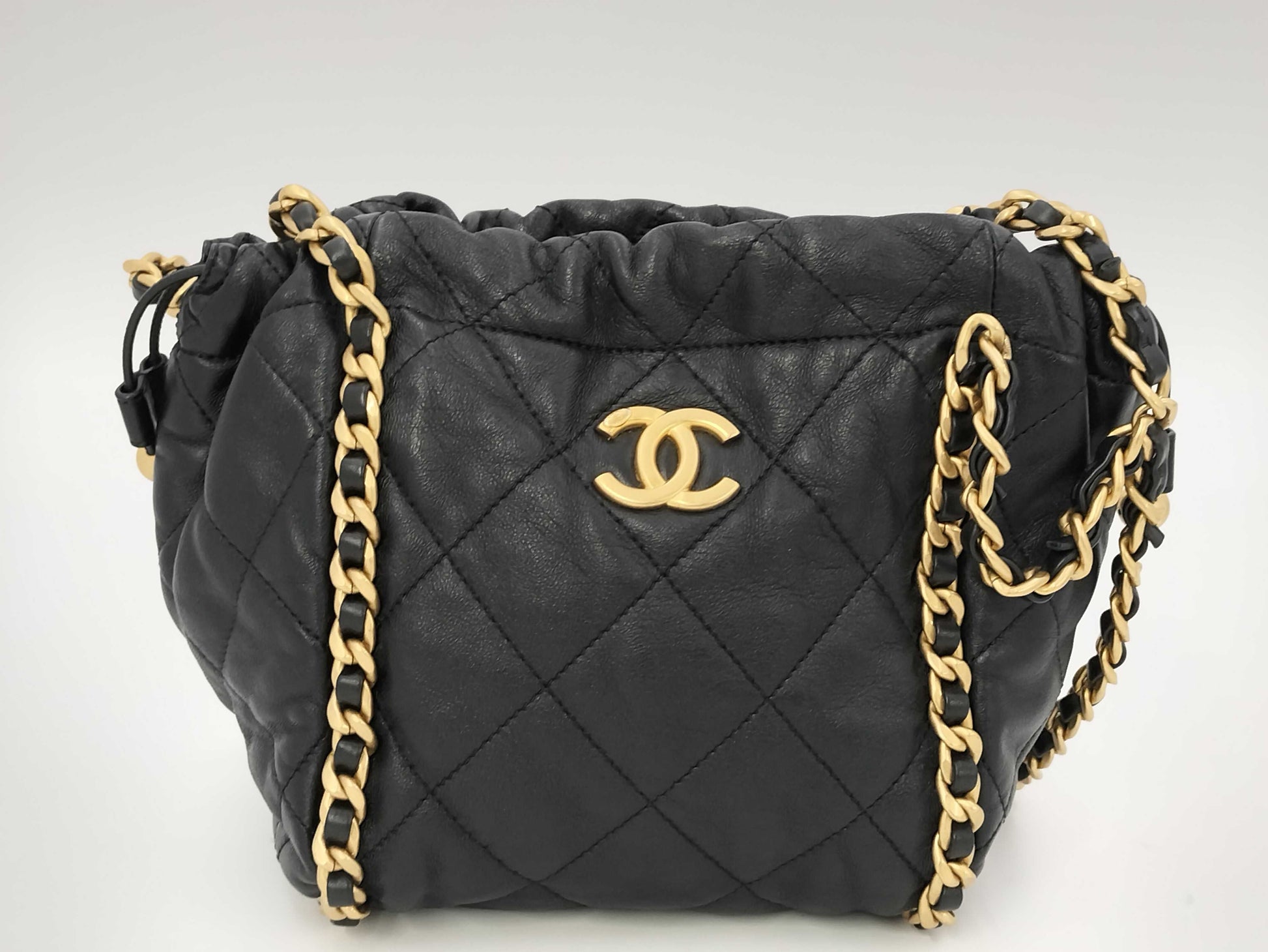 CHANEL Matelasse Shoulder Bag