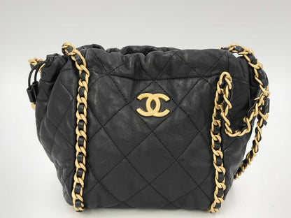 CHANEL Matelasse Shoulder Bag