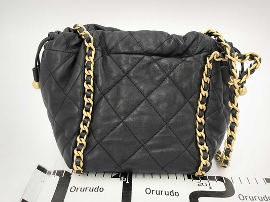 CHANEL Matelasse Shoulder Bag