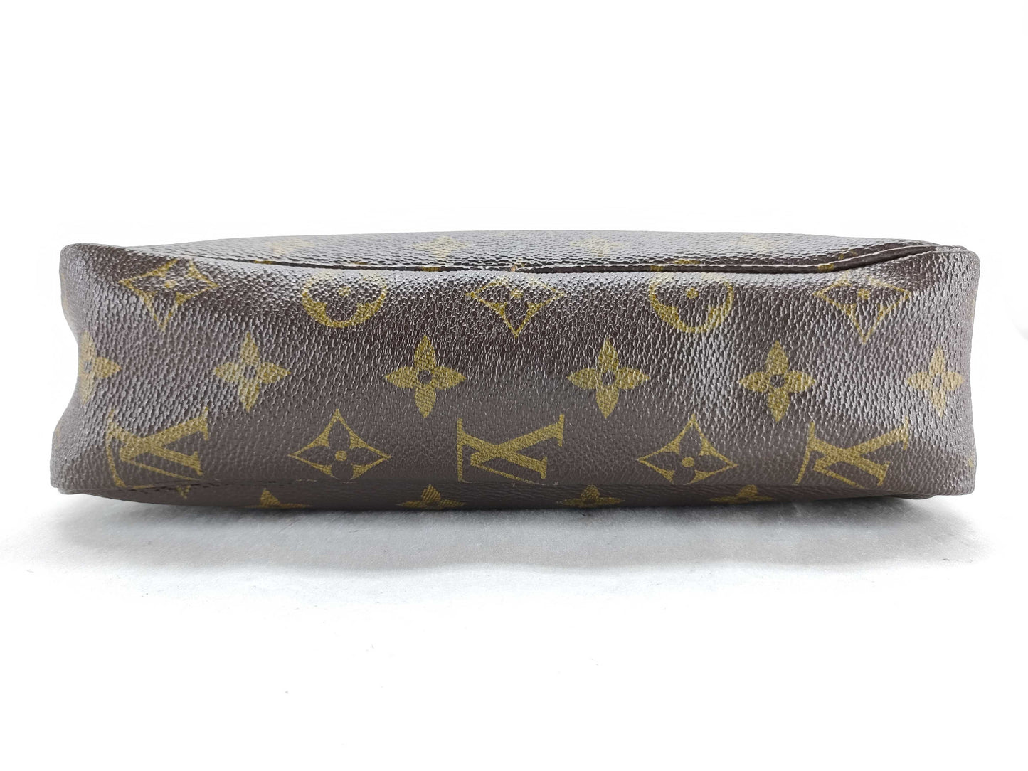 LOUIS VUITTON Monogram LOUIS VUITTON Bag Pouch