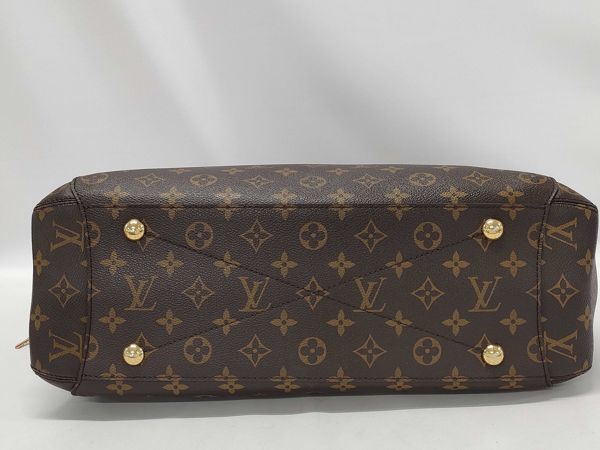 LOUIS VUITTON 2-way shoulder bag Montaigne Monogram M41067 Handbag