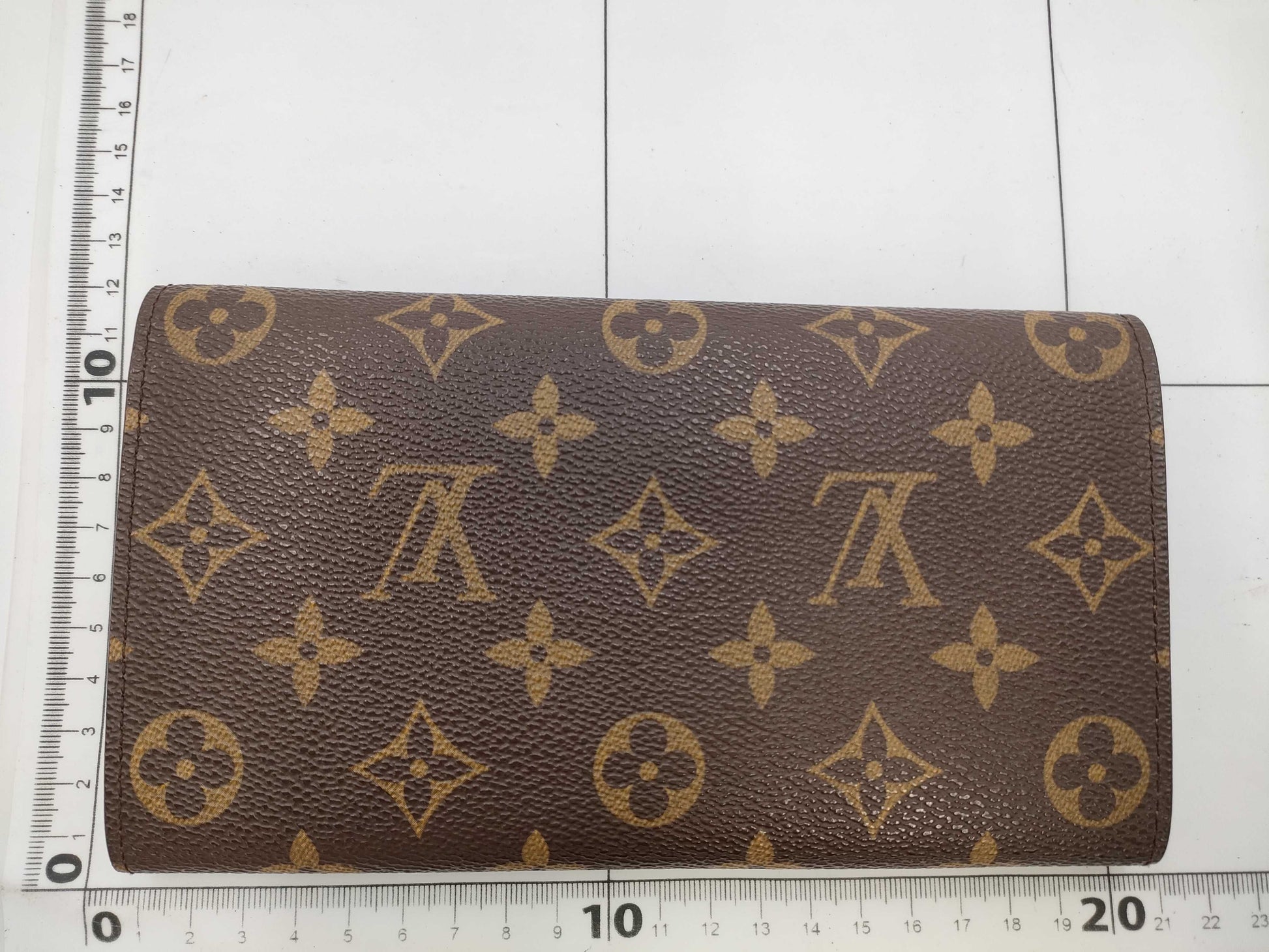 LOUIS VUITTON Monogram Long Wallet