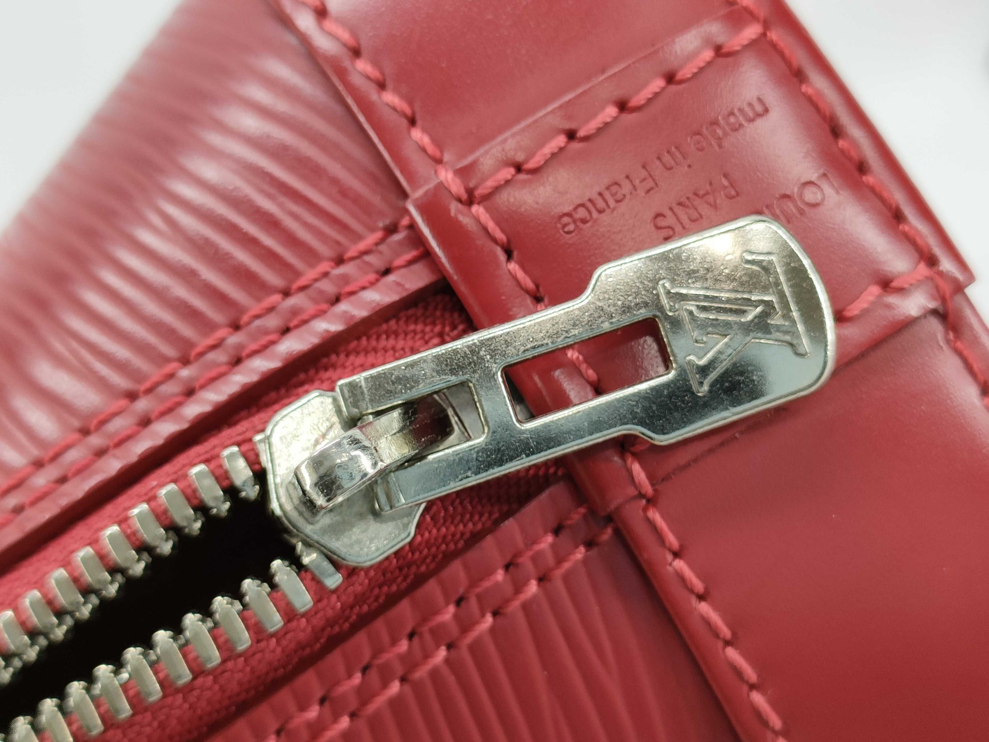 LOUIS VUITTON M40850 Epi Alma BB Epi Carmine M40850 Handbag