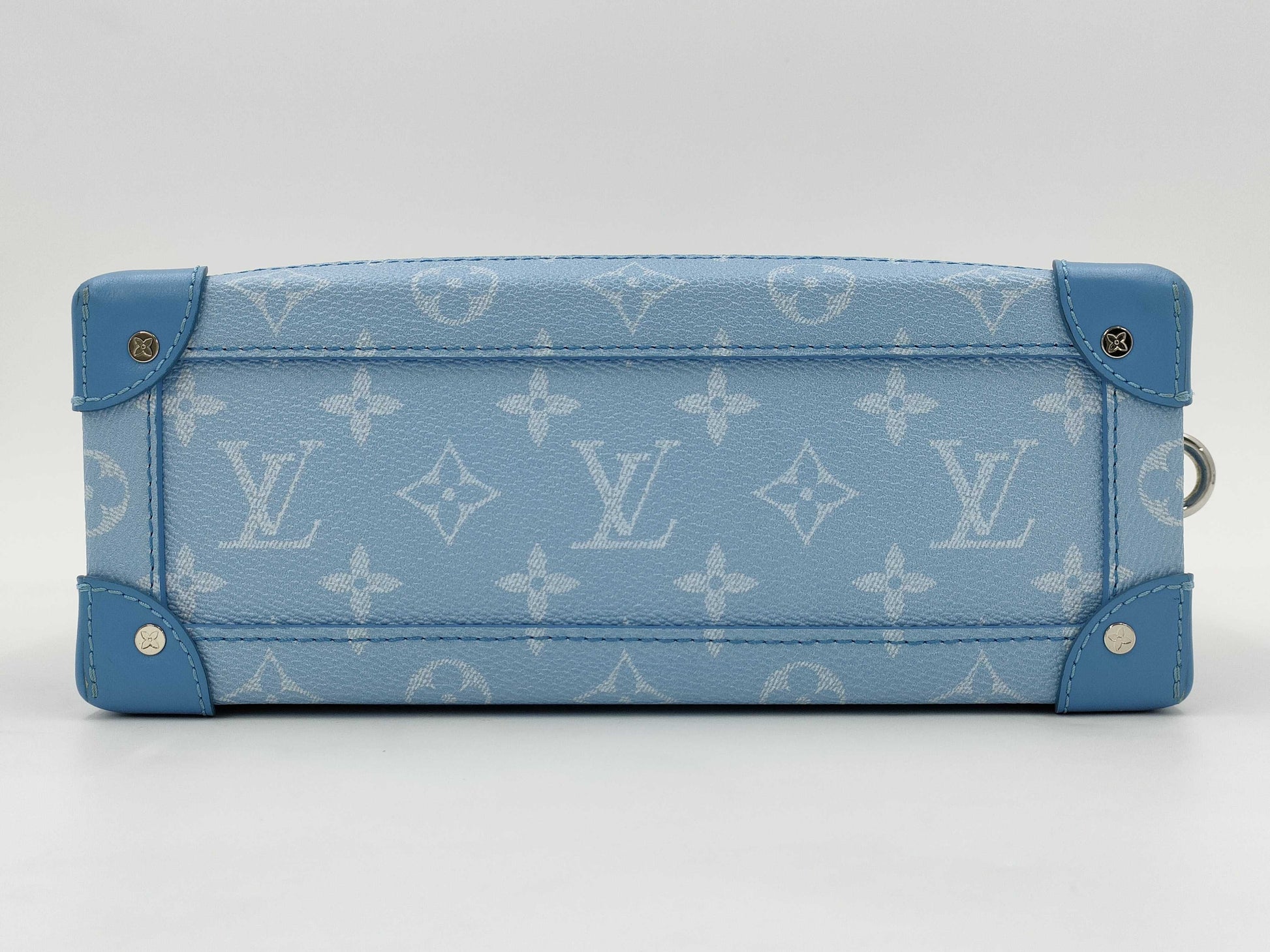 LOUIS VUITTON Soft Trunk Monogram Clouds M45430 RFID Shoulder Bag