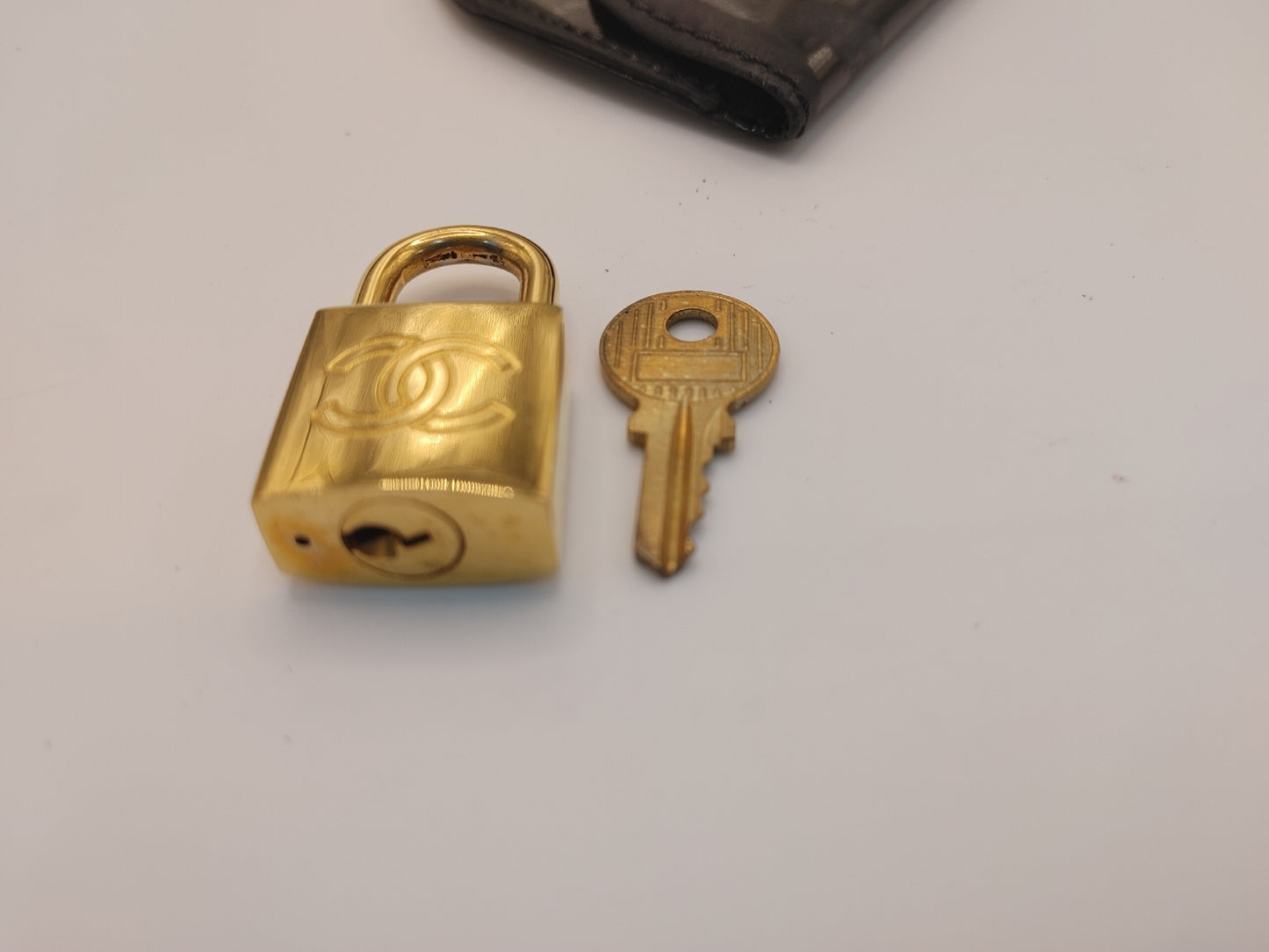 CHANEL Cadena and Crochet Set with Key, Gold Patent Leather, Black Other Accessories