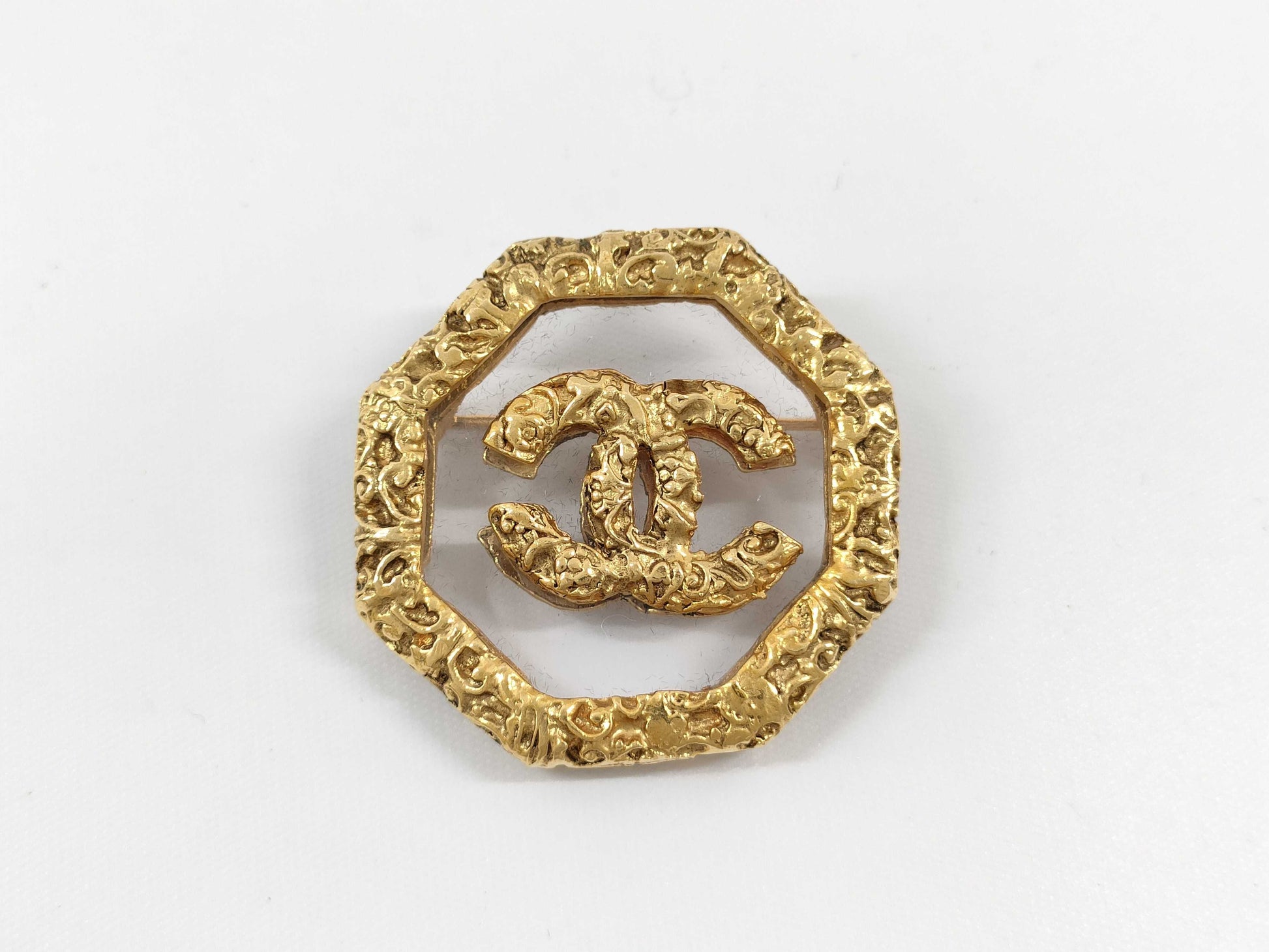 CHANEL Lava Coco Clear Octagon Brooch with Comments