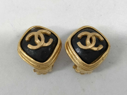 CHANEL Coco Mark Caramel Stone Earrings with Rice