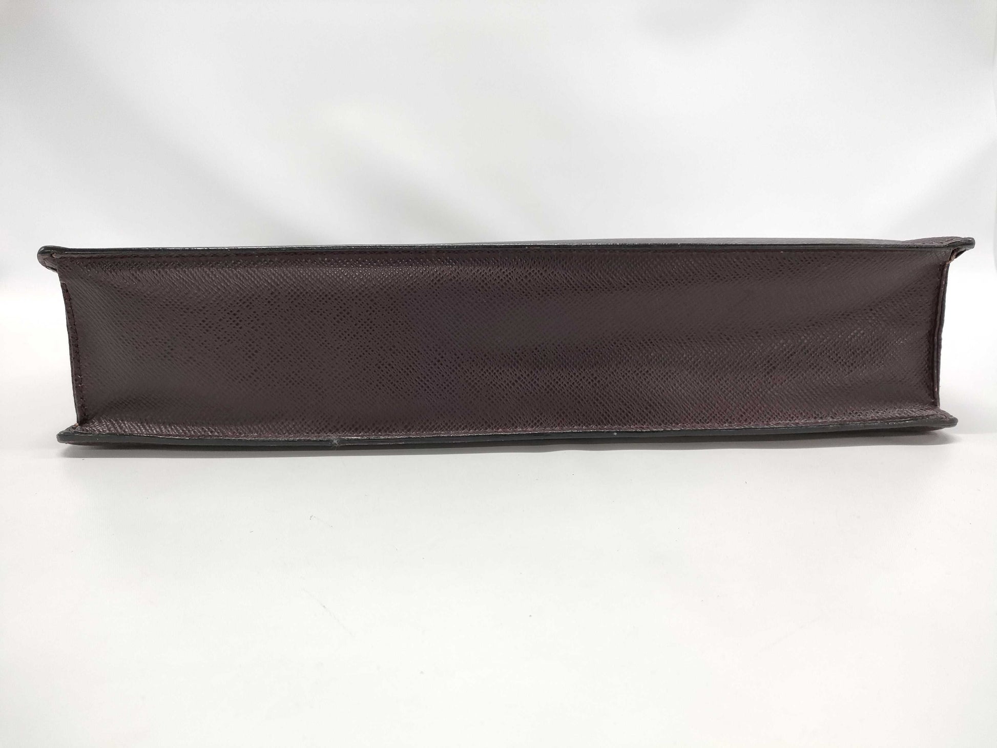 LOUIS VUITTON M30776 Taiga Business Bag