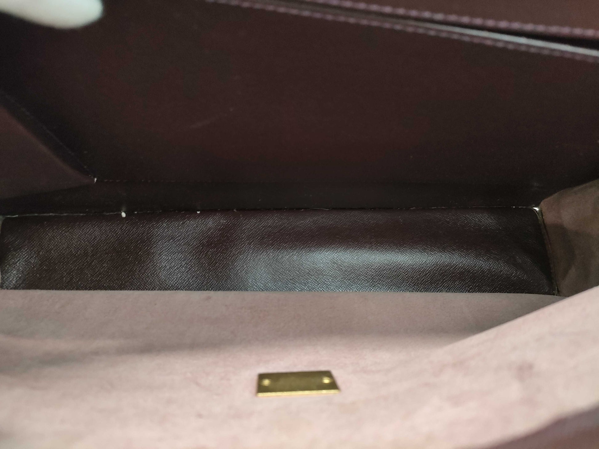 LOUIS VUITTON M30776 Taiga Business Bag