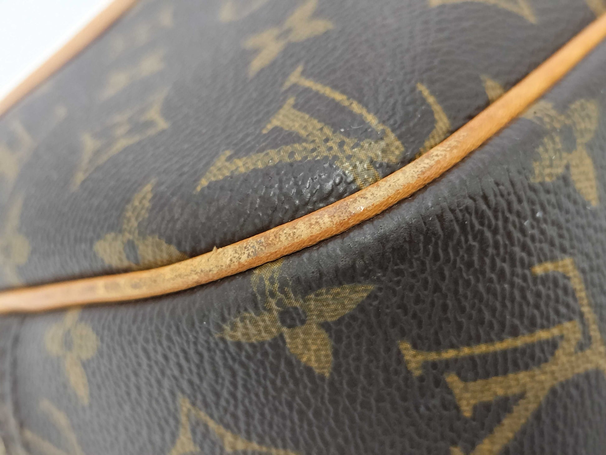 LOUIS VUITTON Monogram Reporter PM Shoulder Bag M45254