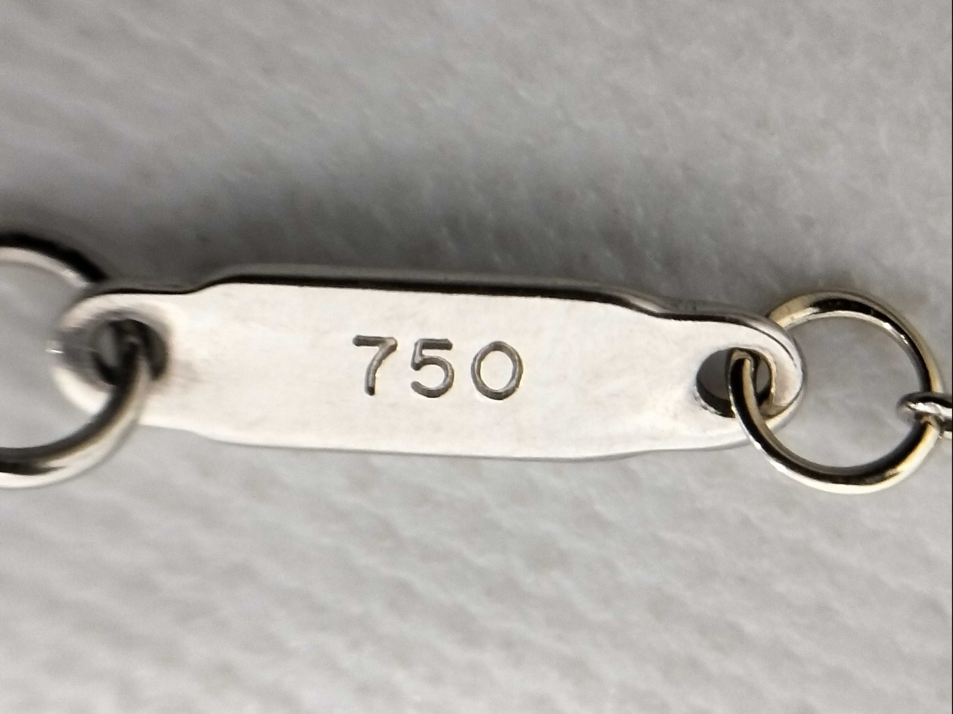 Tiffany & Co. Heart Bracelet/Bangle in Yellow Gold/White Gold 750 