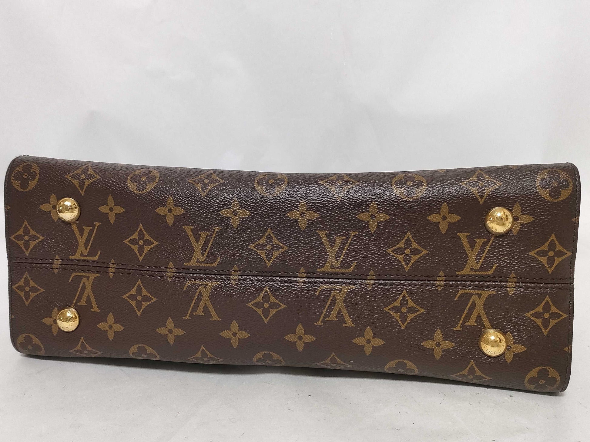LOUIS VUITTON Monogram Louis Vuitton Bag Handbag