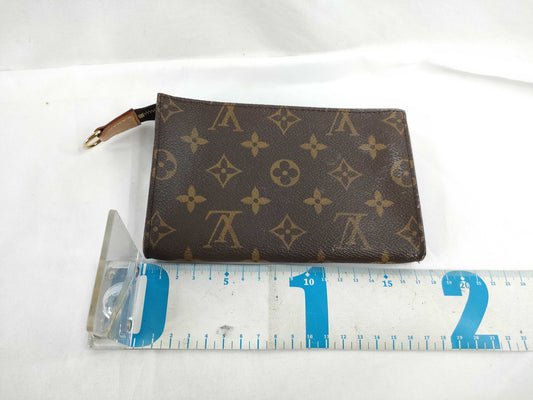 LOUIS VUITTON M47546 Monogram Louis Vuitton Monogram Pouch