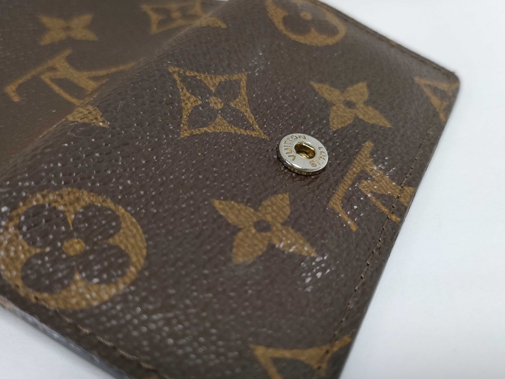 LOUIS VUITTON M62630 Monogram Louis Vuitton Monogram Multicle 6 M62630/MS0127 Key Case/Key Holder with Missing Button