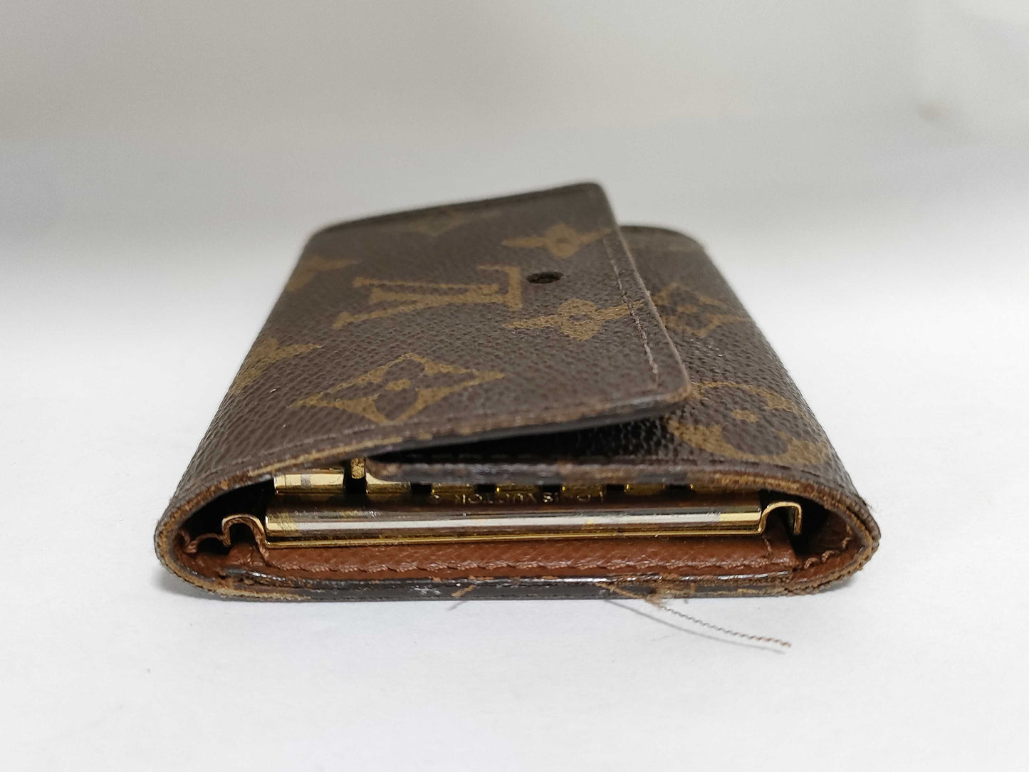 LOUIS VUITTON M62630 Monogram Louis Vuitton Monogram Multicle 6 M62630/MS0127 Key Case/Key Holder with Missing Button