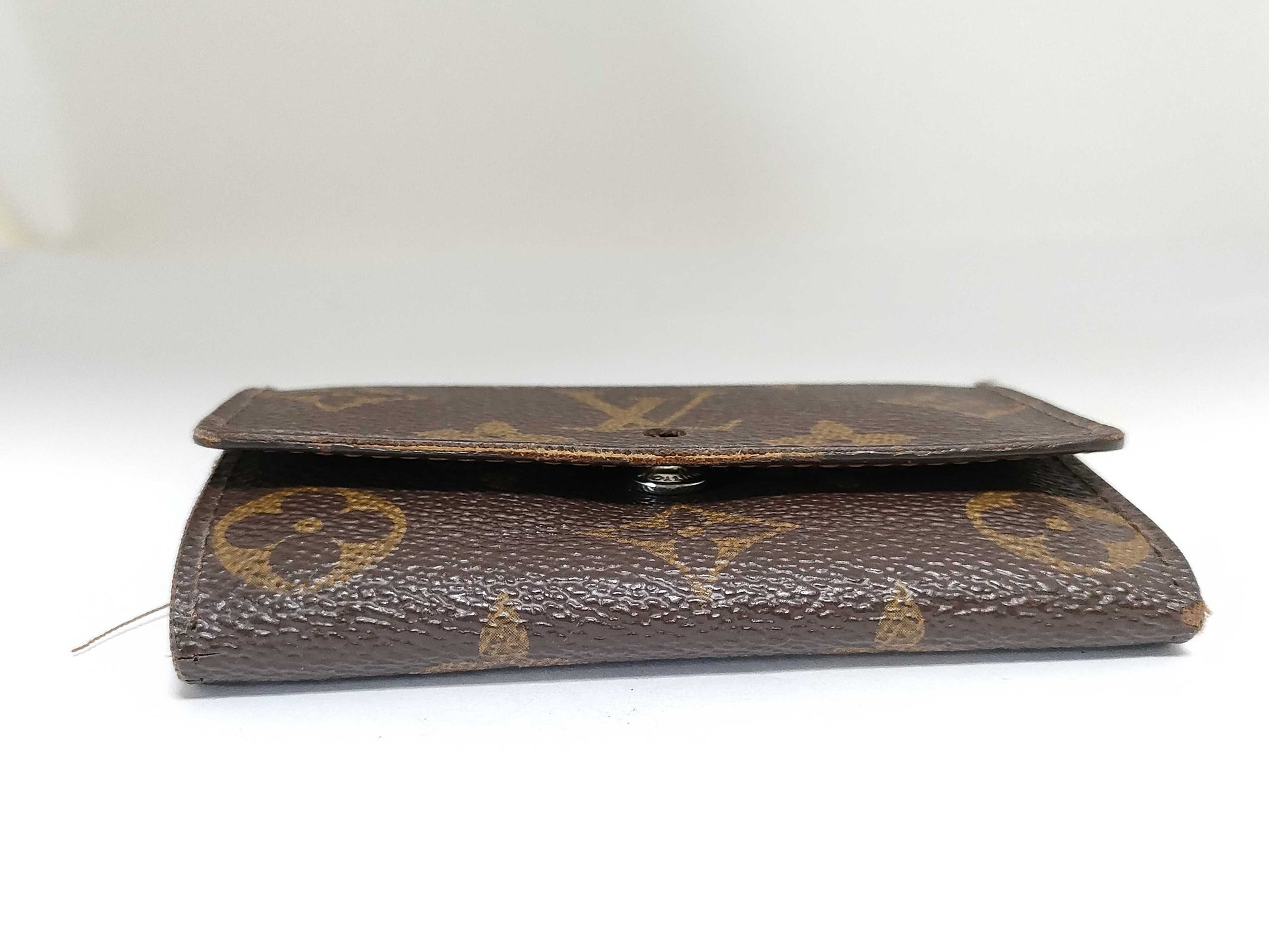 LOUIS VUITTON M62630 Monogram Louis Vuitton Monogram Multicle 6 M62630/MS0127 Key Case/Key Holder with Missing Button
