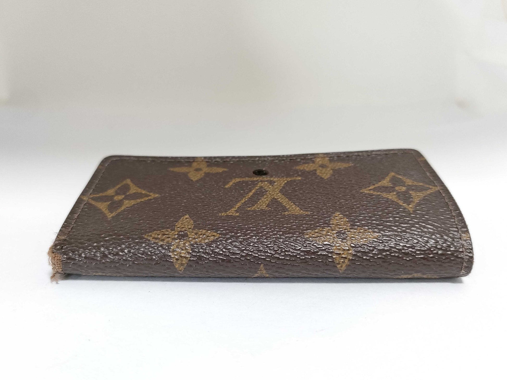 LOUIS VUITTON M62630 Monogram Louis Vuitton Monogram Multicle 6 M62630/MS0127 Key Case/Key Holder with Missing Button