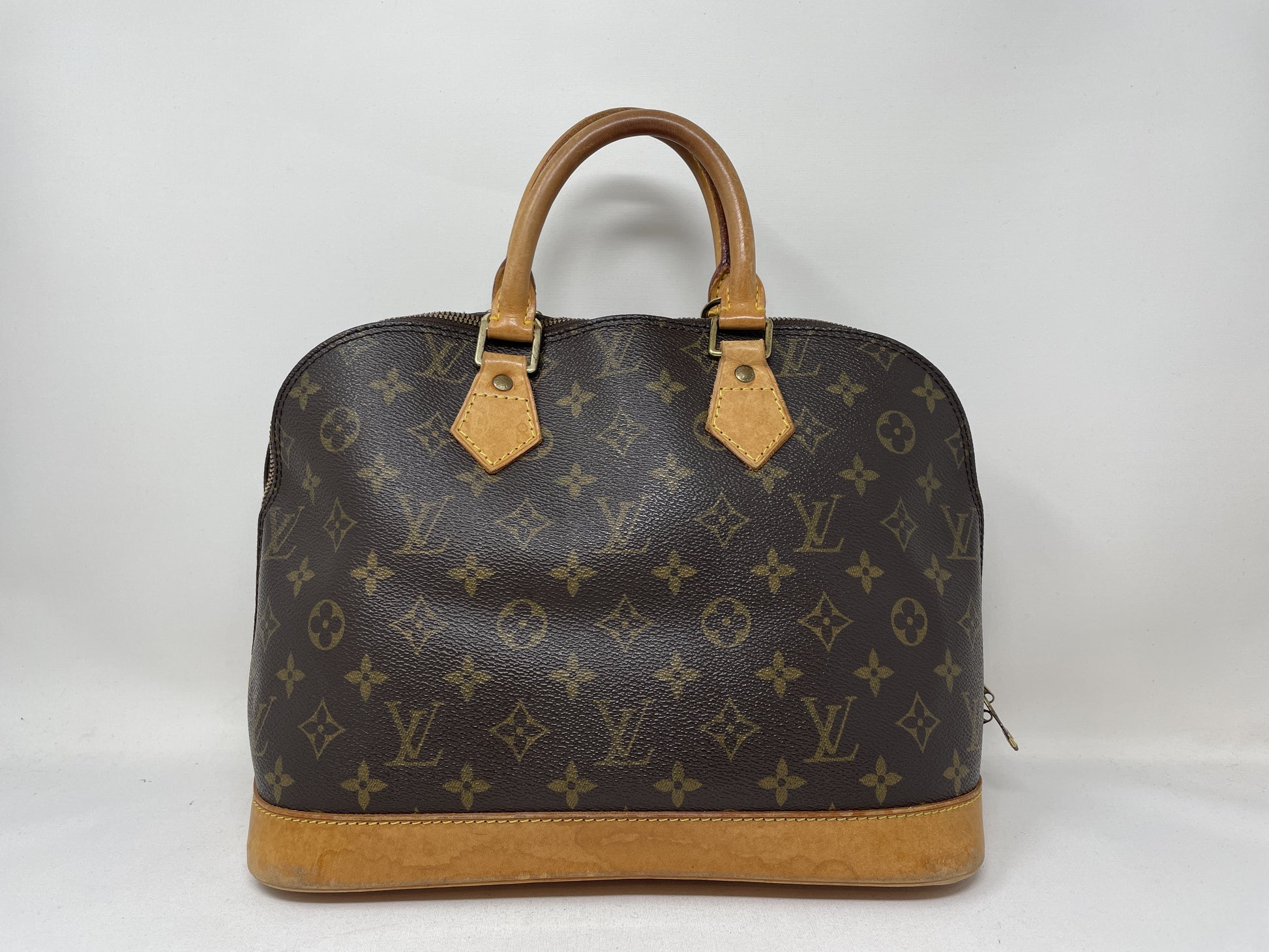 LOUIS VUITTON Alma M51130 Handbag
