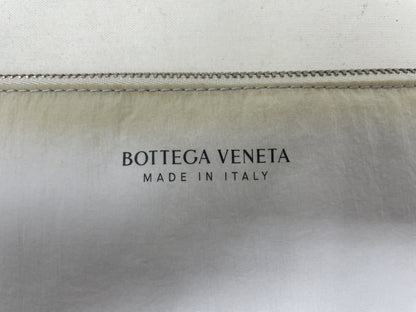 BOTTEGA VENETA Cassette Intrecciato Shoulder Bag