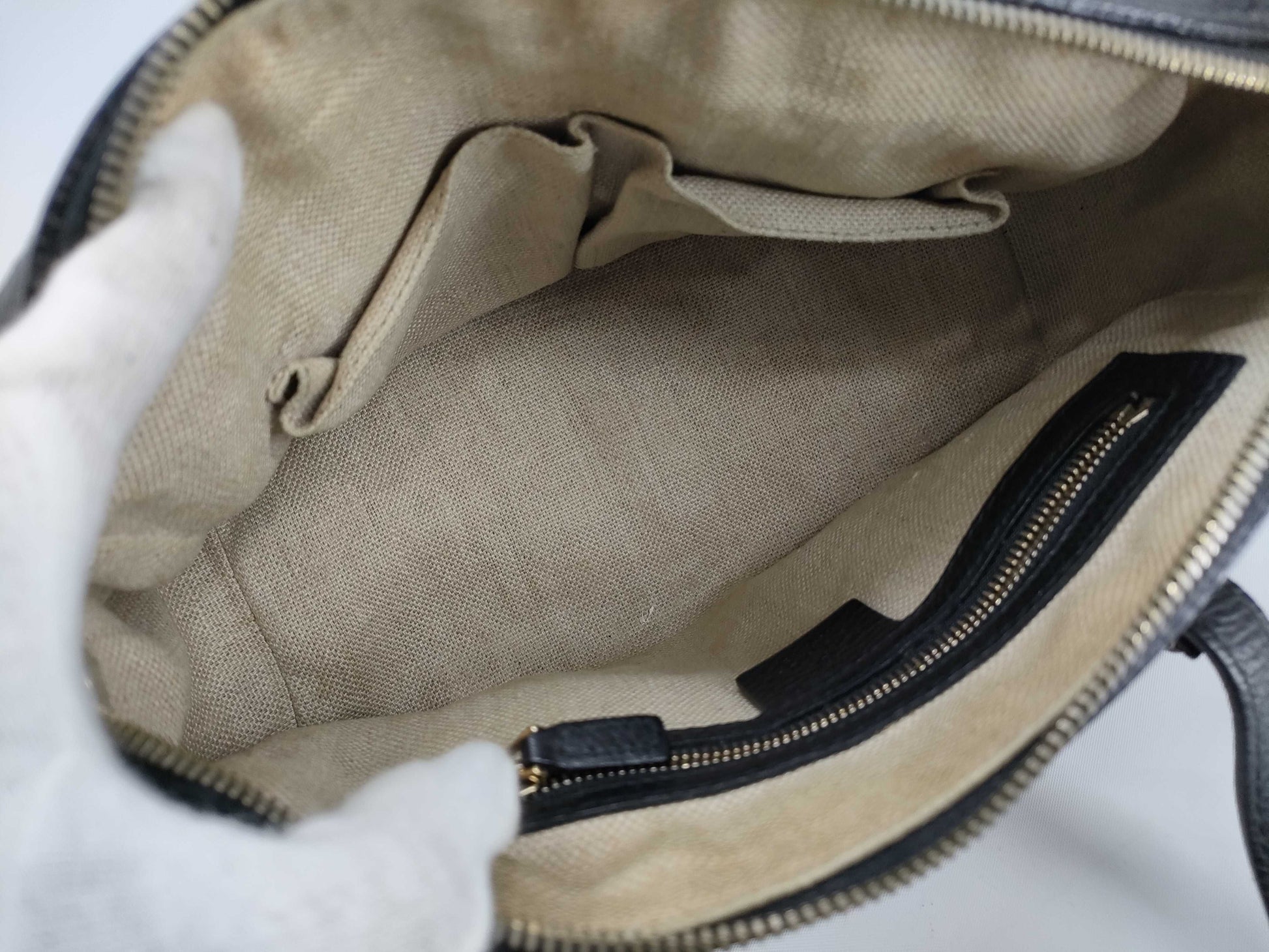 GUCCI GG Canvas Boston Bag with GG Pattern