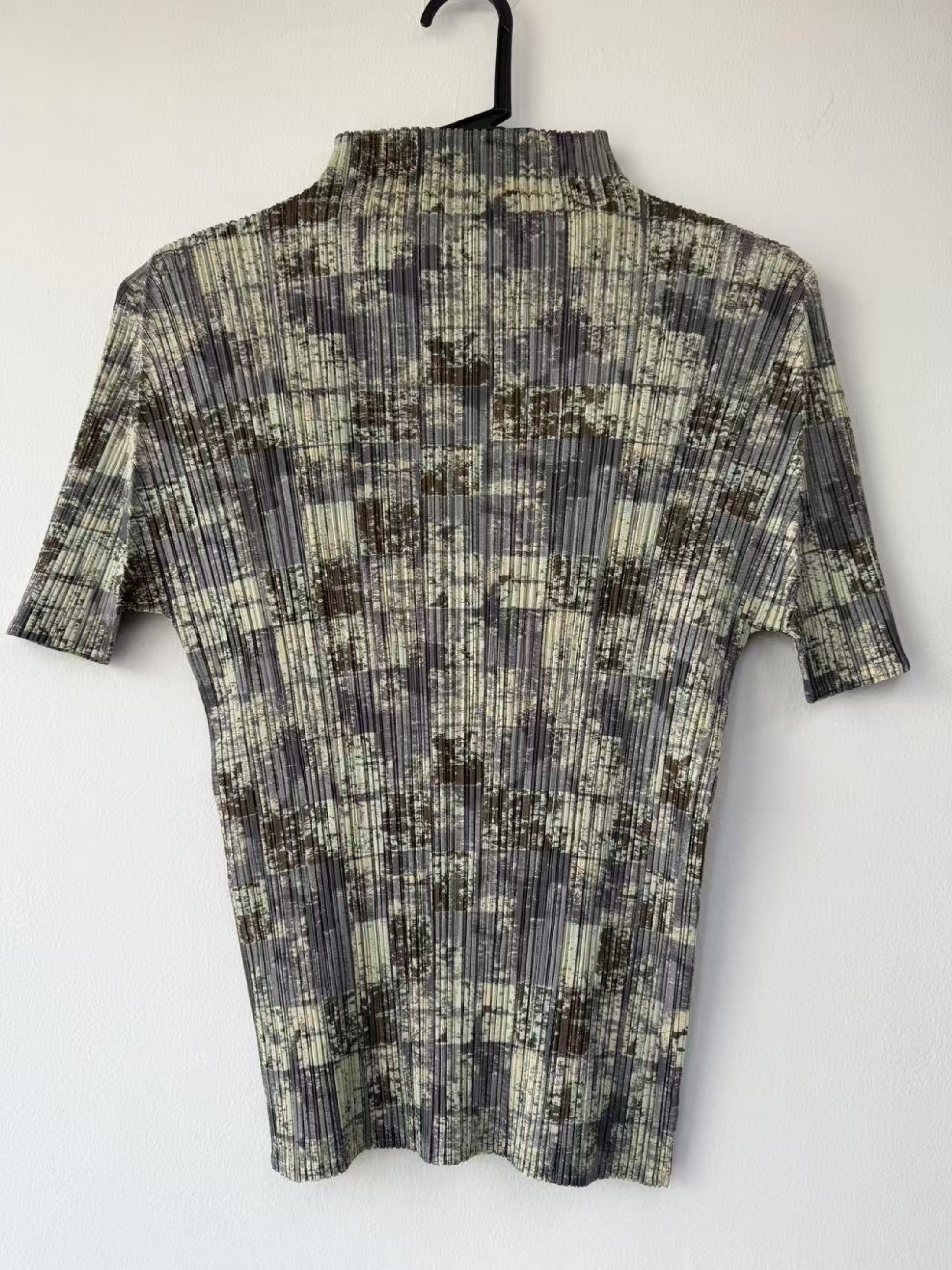 ISSEY MIYAKE PLEATS PLEASE Natural Marble Texture Size 3 Top
