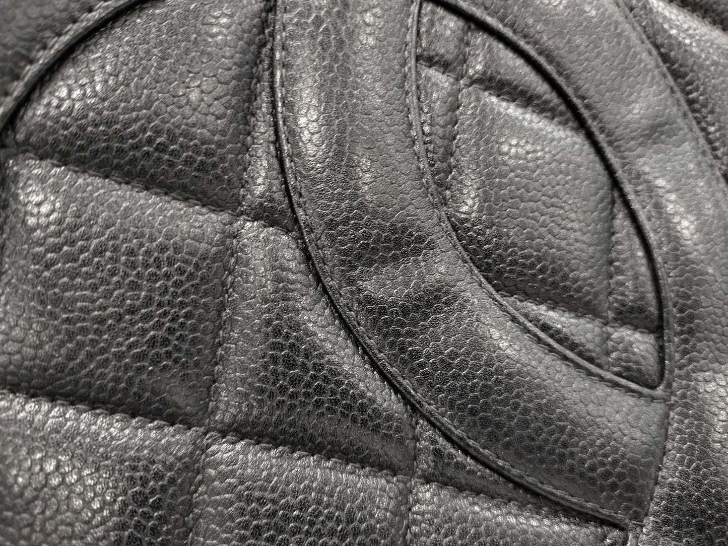 CHANEL Caviar Skin Tote Bag, Reproduction Tote Bag, Large Coco Mark, Matelasse, Black Tote Bag