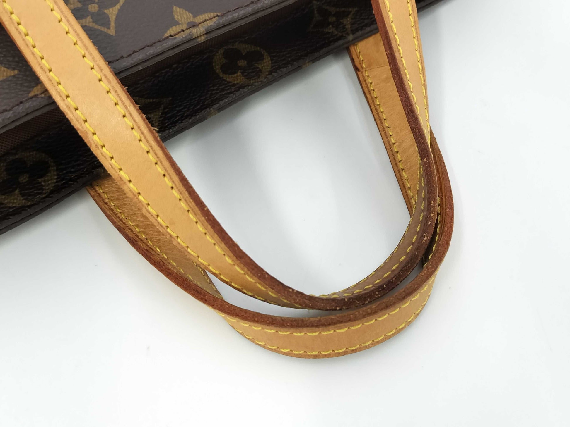 LOUIS VUITTON LV bag handbag