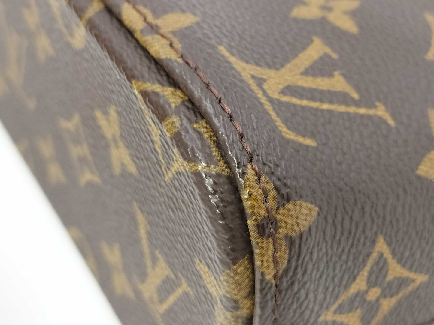LOUIS VUITTON LV bag handbag