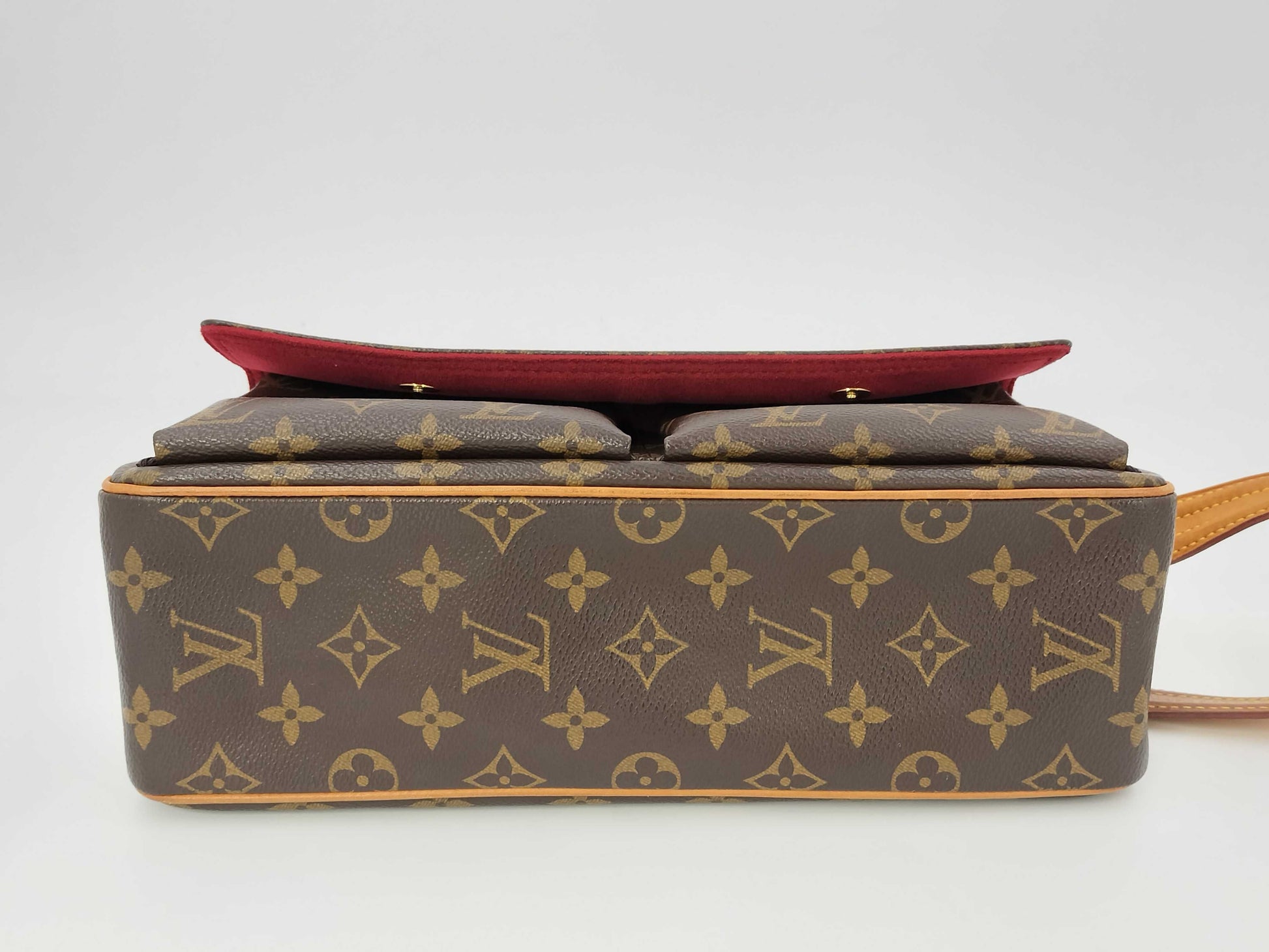 LOUIS VUITTON LV bag handbag