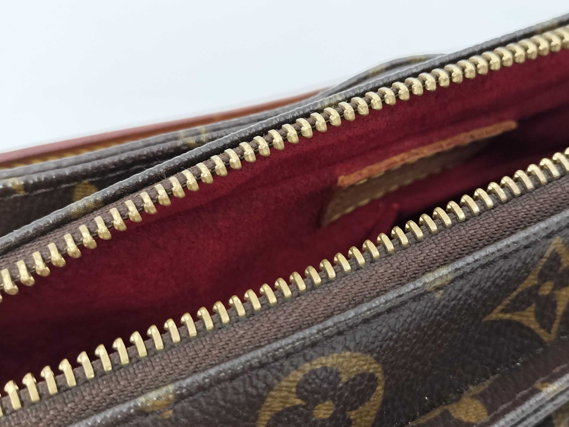 LOUIS VUITTON LV bag handbag