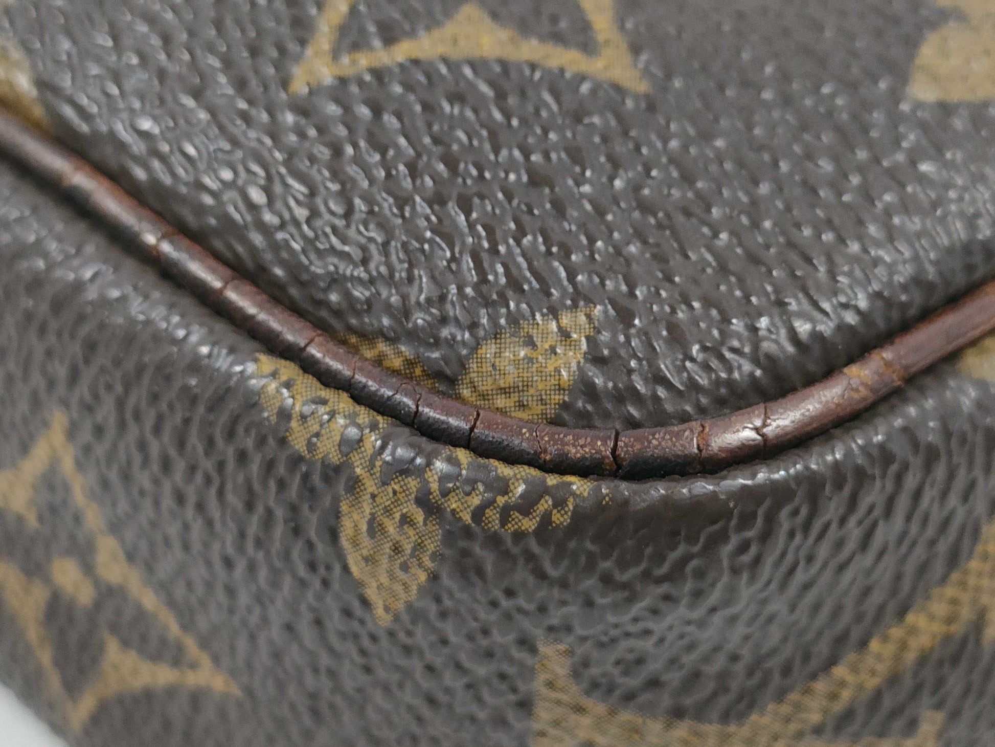 LOUIS VUITTON Marly Bandouliere Shoulder Bag