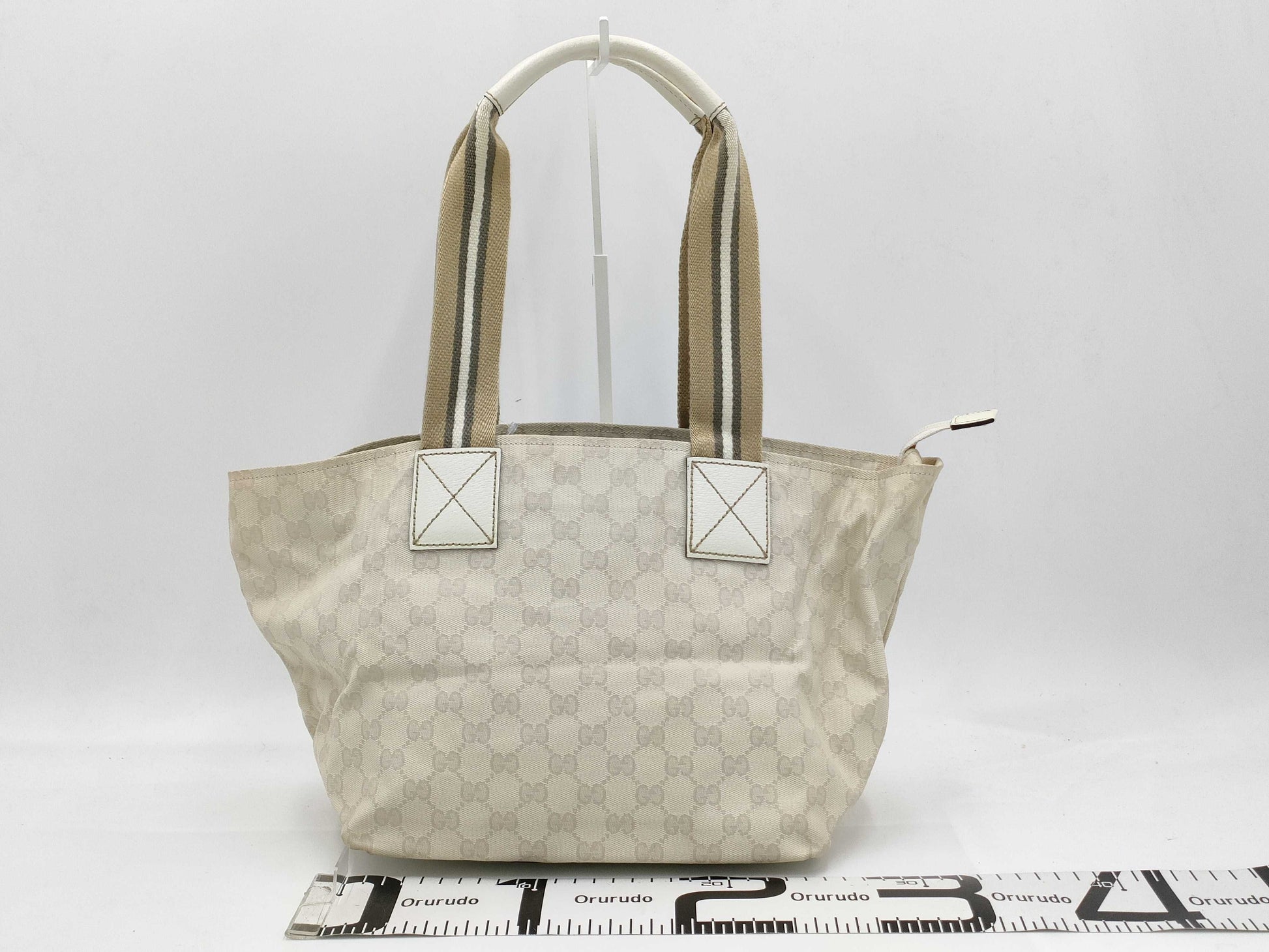 GUCCI GUCCI GG Canvas Handbag Handbag