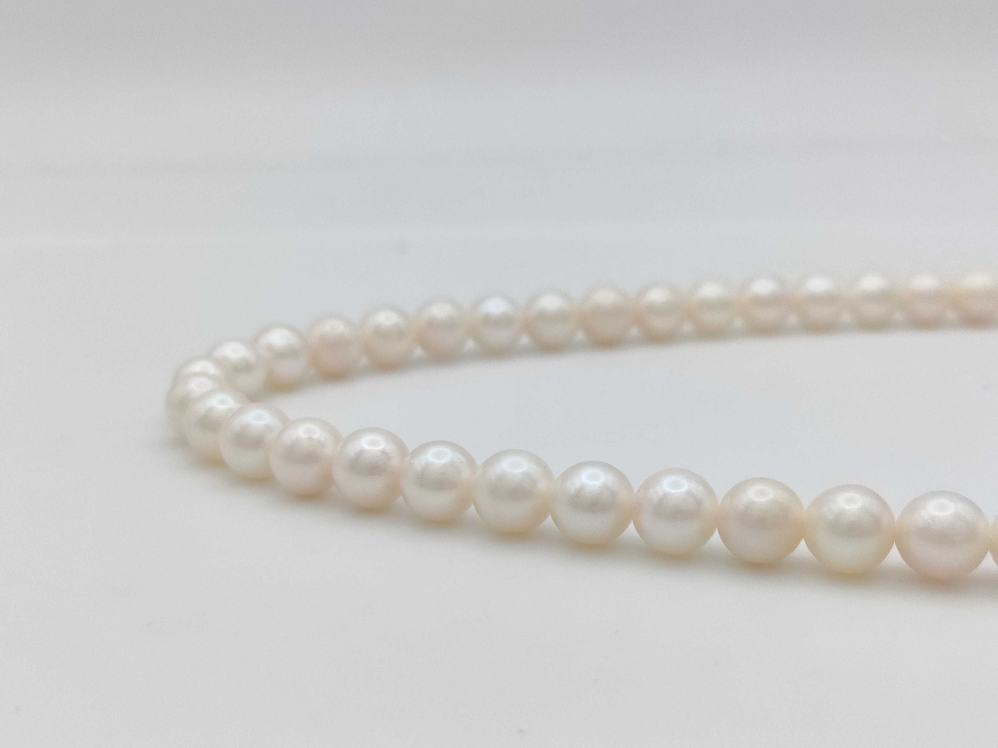 Pearl diameter approximately 6.5mm-6.8mm, Sterling Silver, 29.3g, Necklace 
