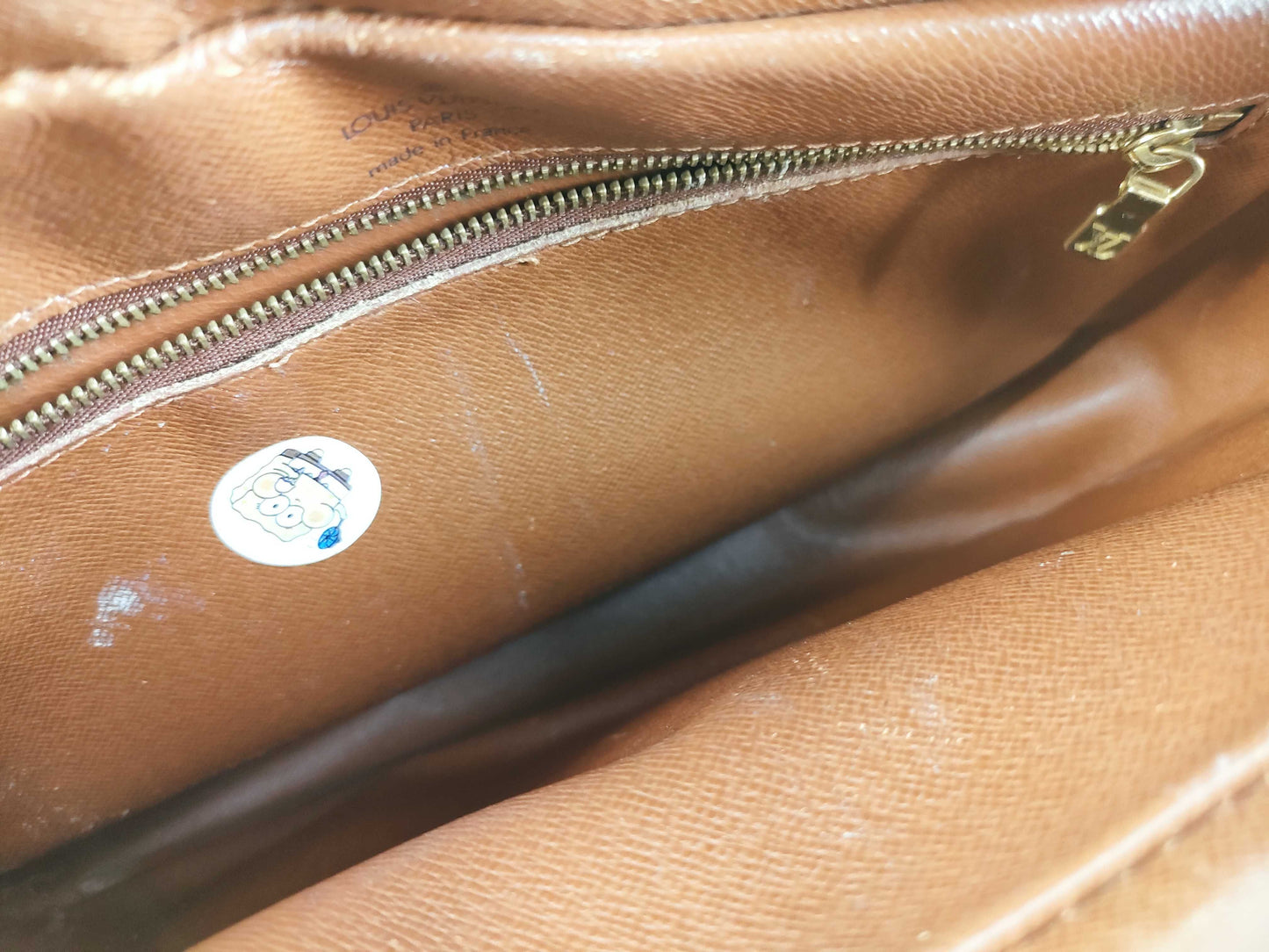 LOUIS VUITTON Monogram Louis Vuitton Shoulder Bag