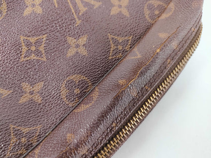 LOUIS VUITTON Monogram Louis Vuitton Pouch