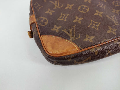 LOUIS VUITTON Monogram Louis Vuitton Second Bag