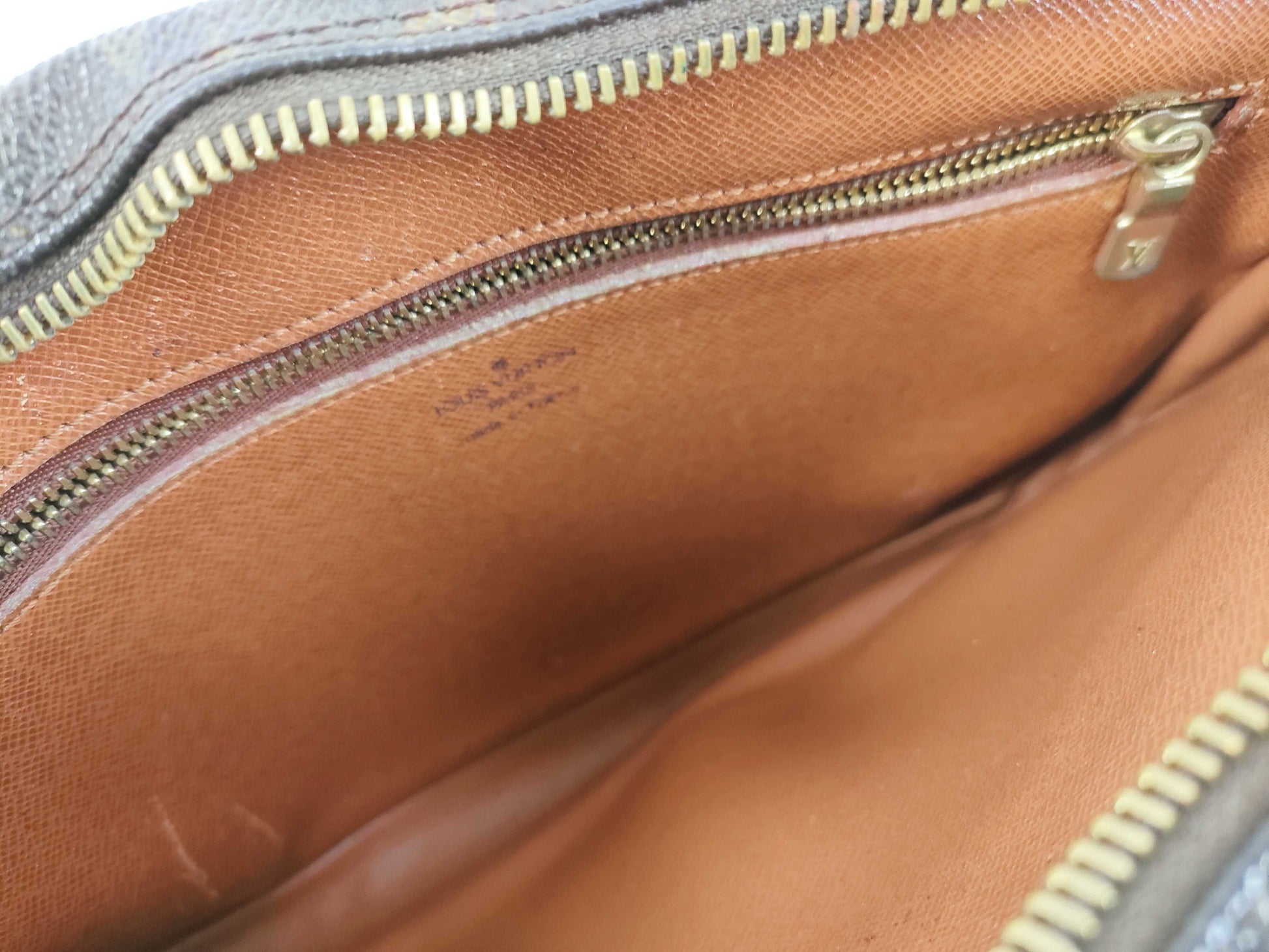 LOUIS VUITTON Monogram Louis Vuitton Second Bag