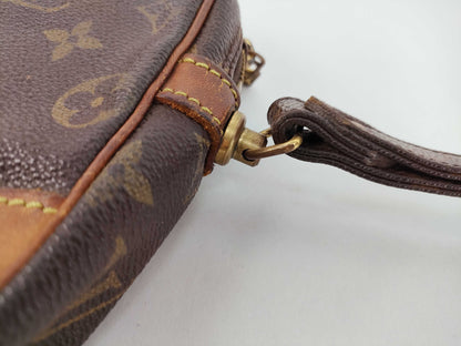 LOUIS VUITTON Monogram Louis Vuitton Second Bag